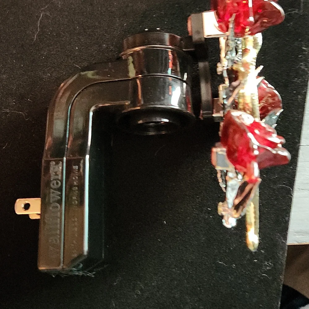 Bath And Body Works Red Rose and Gold Snake Plug In
